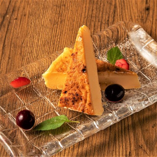 甘いデザートを食後のお楽しみに | REGALO TOKYO 秋葉原駅前店