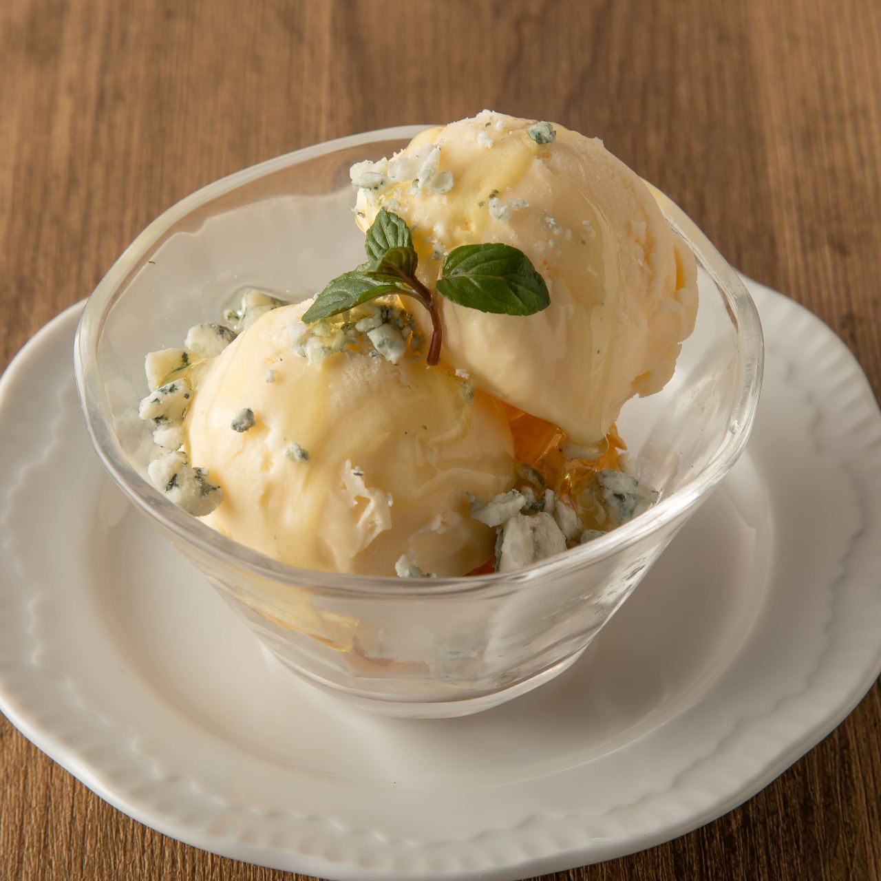 ダーツだけじゃない！おいしいお料理やデザートも自慢です | REGALO TOKYO 秋葉原駅前店